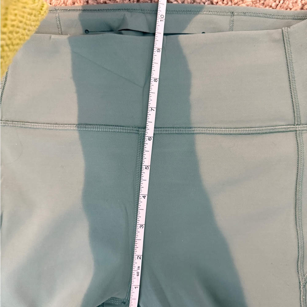 Lululemon in Movement tights- light teal blue-green leggings - Picture 7 of 7